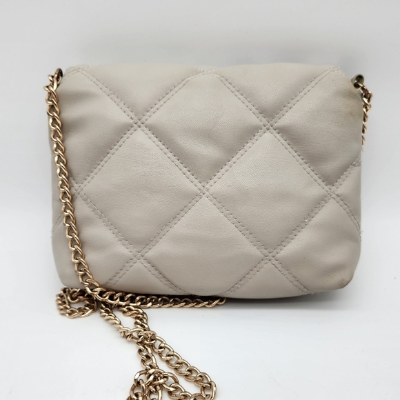 H&M Quilted Purse - Ivory with Gold Chain - Picture 2 of 5